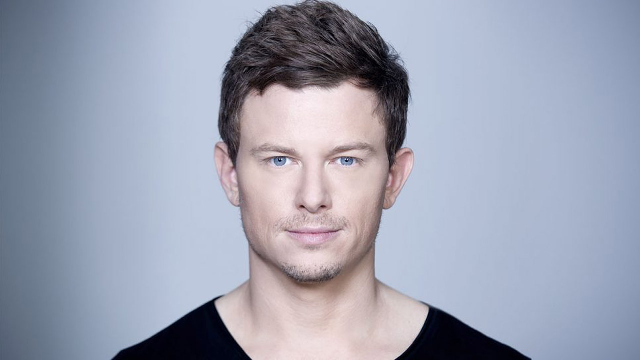 https://labelworx.com/images/case-studies/darklight/banner/Fedde_Le_Grand_Darklight_recordings_2.jpg